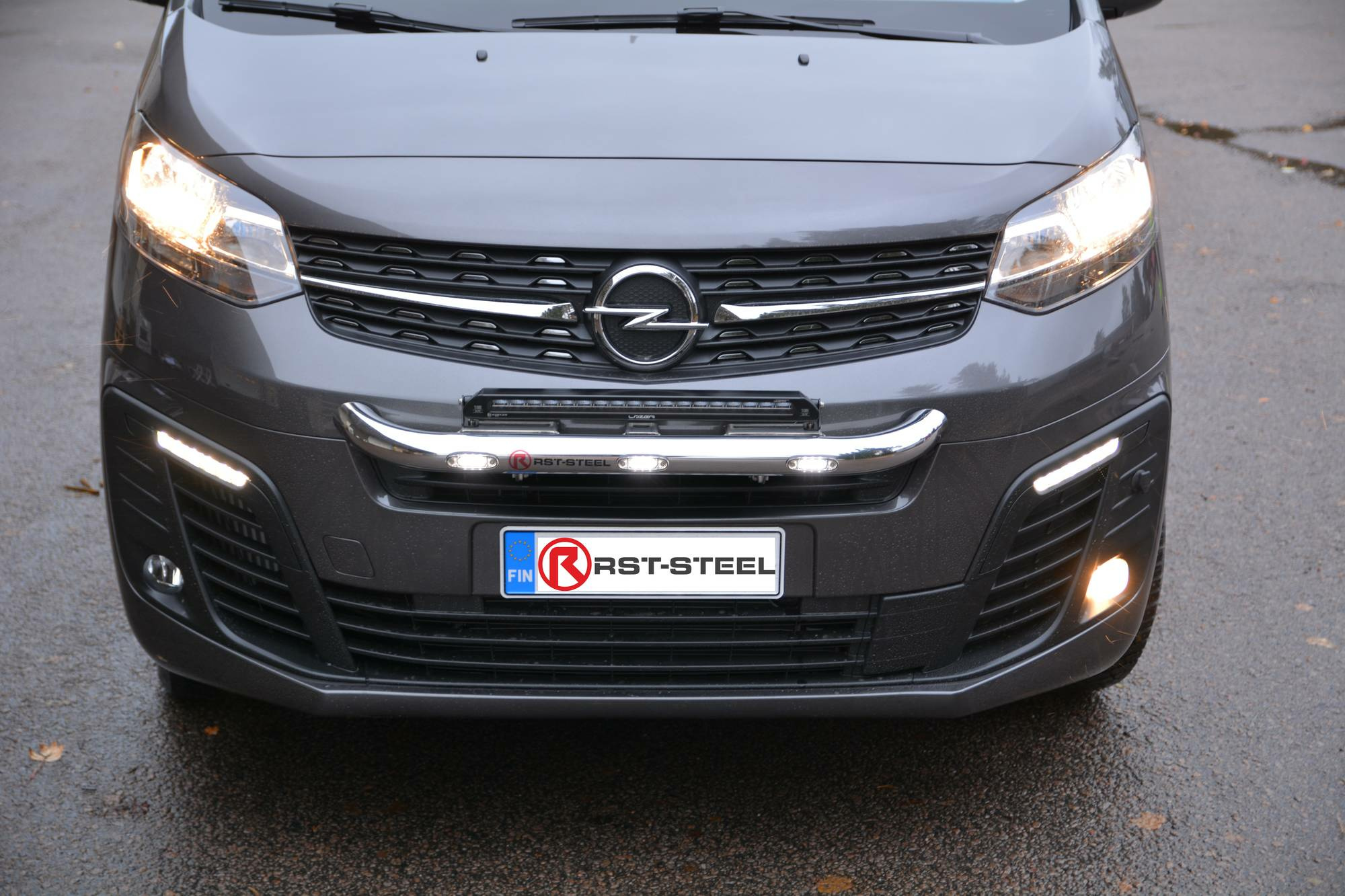 Pieni lisävaloteline Toyota Proace 2016- - Image 2