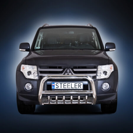 Kuvassa STEELER Lisävaloteline Mitsubishi Pajero 2007-