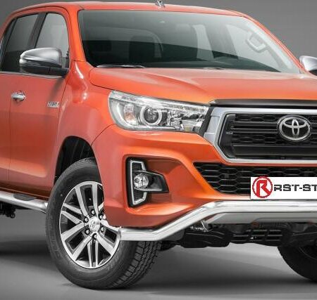 Kuvassa Etupuskurin suojaraudat Toyota Hilux 2018-