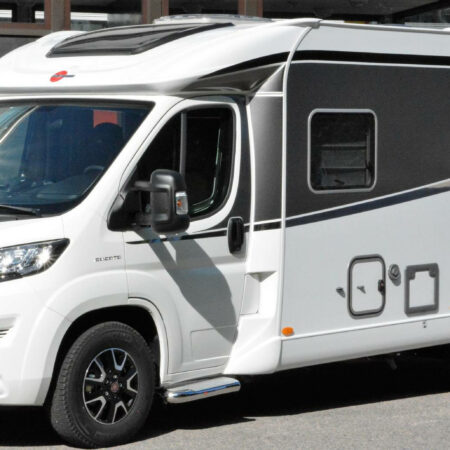 Kuvassa Astinlaudat Fiat asuntoautoihin 2007-