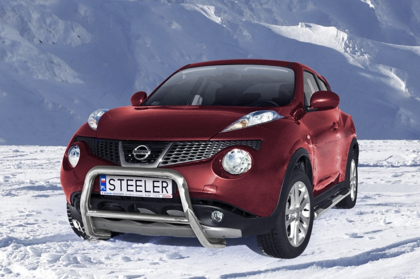 Kuvassa STEELER Lisävaloteline Nissan Juke 2010-