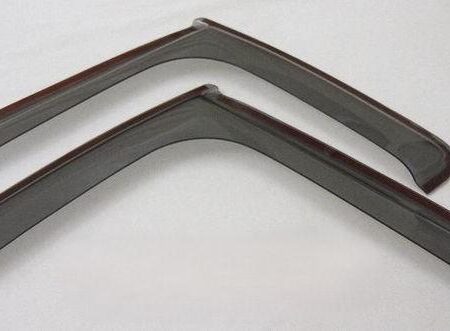 Kuvassa Ikkunavetosuojat Ford Transit Custom