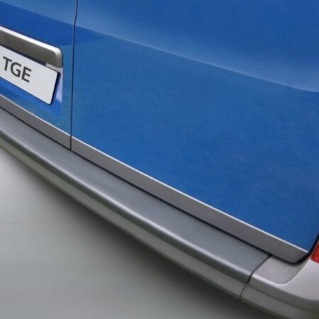 Kuvassa RGM Takapuskurin suoja VW Crafter/Man TGE 2017-