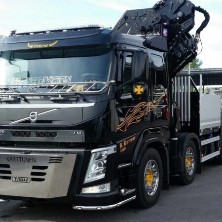 Kuvassa Lintuverkko Volvo FM4