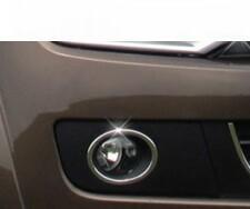 Kuvassa Omtec Sumuvalojen kromikehykset VW Amarok 2010-