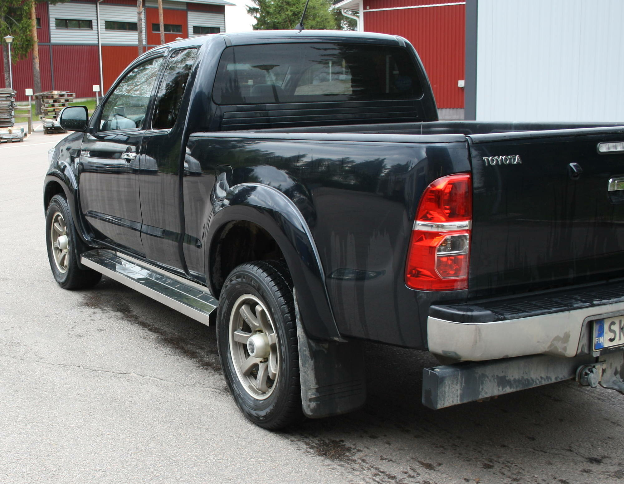 Astinlaudat Toyota Hilux 2011- - Image 2