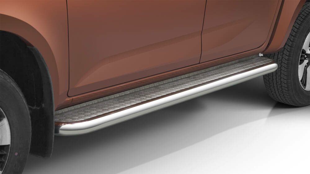 Kylkiputket ja astinlaudat Isuzu D-Max DC 2020-