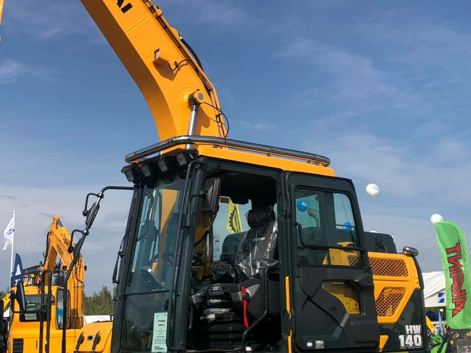 Lisävaloteline katolle Hyundai L-hyttisiin kaivinkoneisiin - Image 2