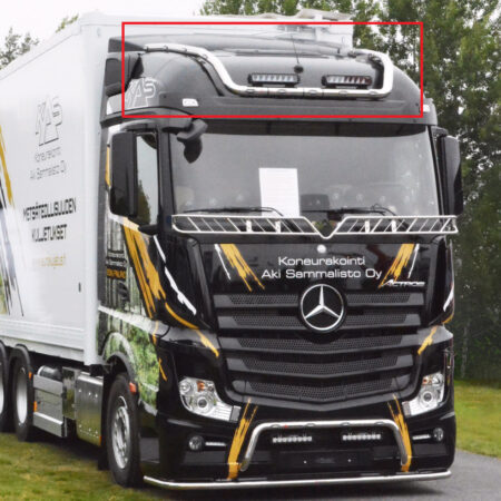 Kuvassa Käytetty Lisävaloteline katolle MB Actros 2,5m