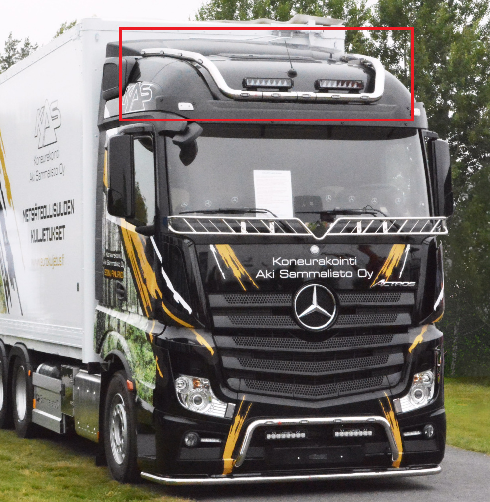 Kuvassa Käytetty Lisävaloteline katolle MB Actros 2,5m
