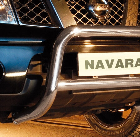 Kuvassa Lisävalotelineet Nissan Navara/Pathfinder 2010-2015