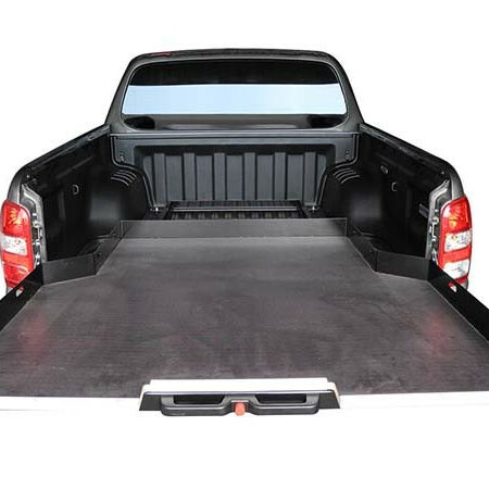 Kuvassa Lavetti Fiat Fullback EC 2016-