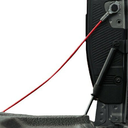 Kuvassa Takaluukun kevennin VW Amarok 2023-