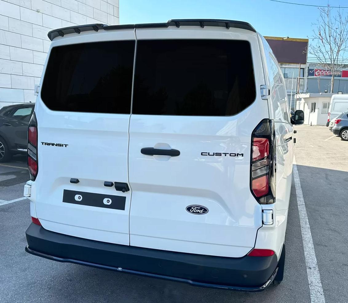 Takaspoileri Ford Transit Custom 2023- Takaovilla