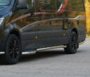 Kuvassa Kylkiputket etuovien astimilla MB Sprinter 2006- (LWB)