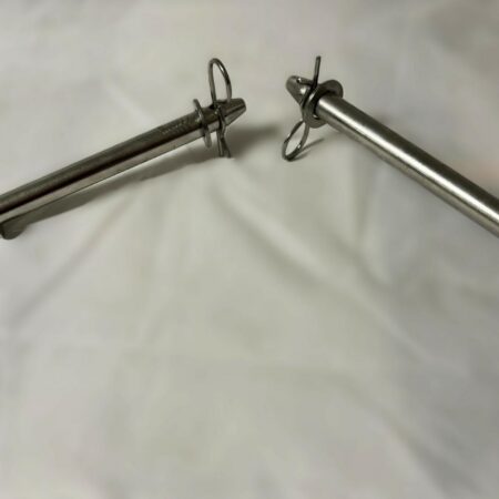 Kuvassa Karjapuskurin Lukitustappipari