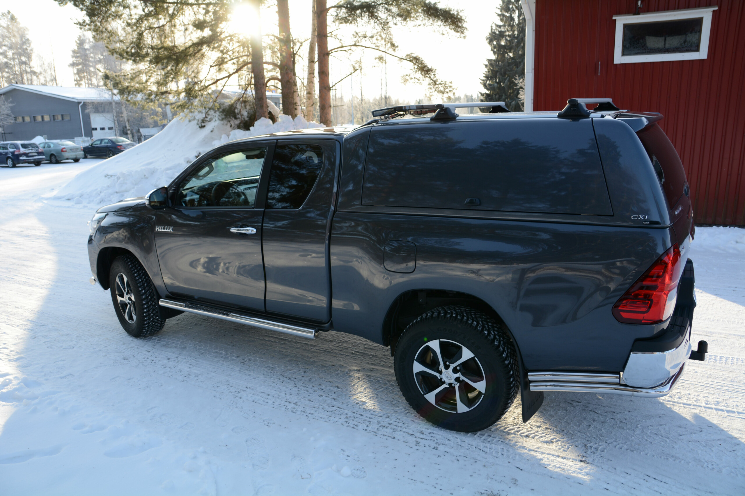 Steeler Kylkiputket askelmilla Toyota Hilux 2015- - Image 3