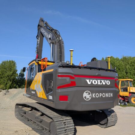 Valoteline taakse / peräpuntin päälle Volvo EC250EL  2021-
