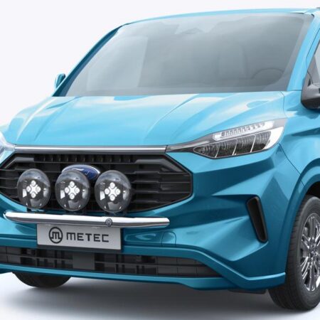 Kuvassa Pieni Valoteline Ford Transit Custom 2023-