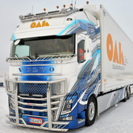 Karjapuskuri Freeway Volvo FH4