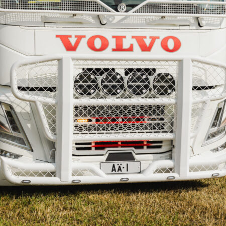 Karjapuskuri Freeway Volvo FM-sarja 2021-