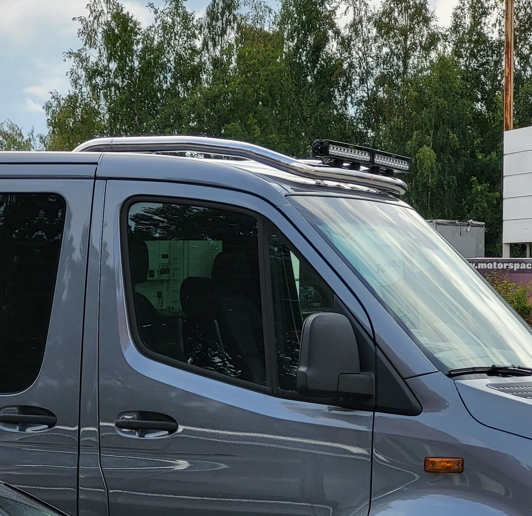 Lisävaloteline katolle MB Sprinter (norm.kattokorkeus) 2006- - Image 2