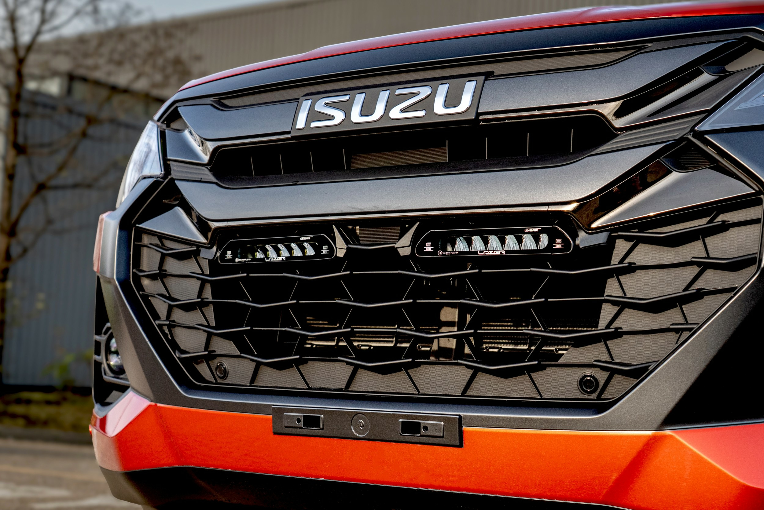 Lazer Grille Kit Isuzu D-Max 2025- (Linear 6) - Image 3