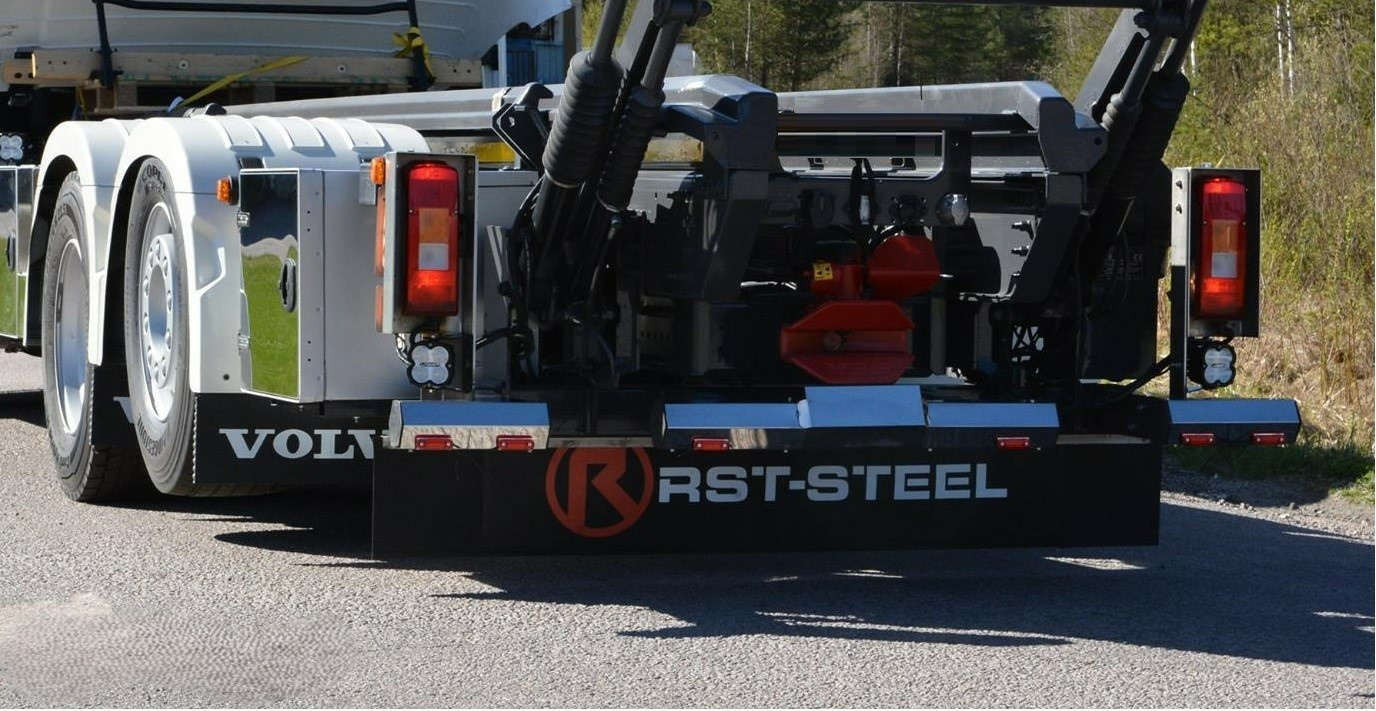 Takaroiskeläppä RST-STEEL 2450x380mm