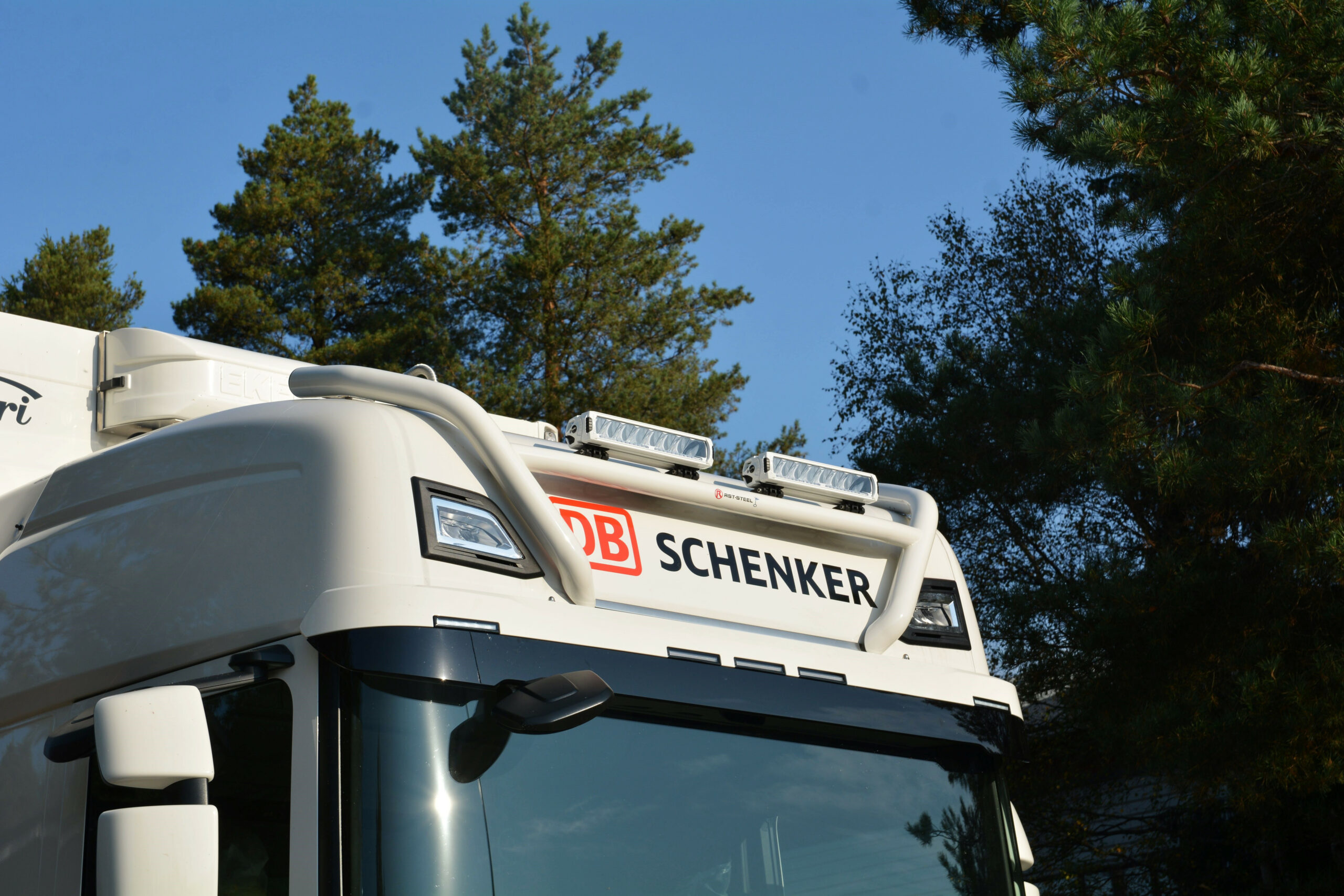 Lisävaloteline katolle Scania NextGen 2017- Highline hytti