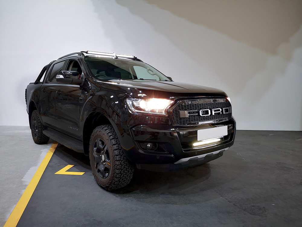 Lisävalopaketti puskuriin Ford Ranger 2016- Lazer Linear 18 lisävaloilla