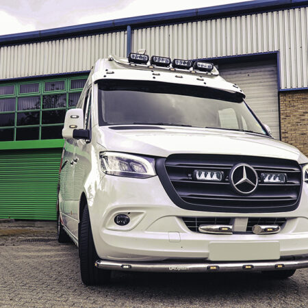 Lazer Grille Kit MB Sprinter W907 2018- Triple-R 750 Gen2 lisävaloilla