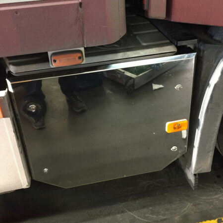 Lämpösuojapelti Volvo FH4