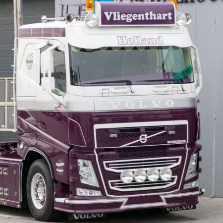 Etuspoileri Volvo FH4/5 (12cm)