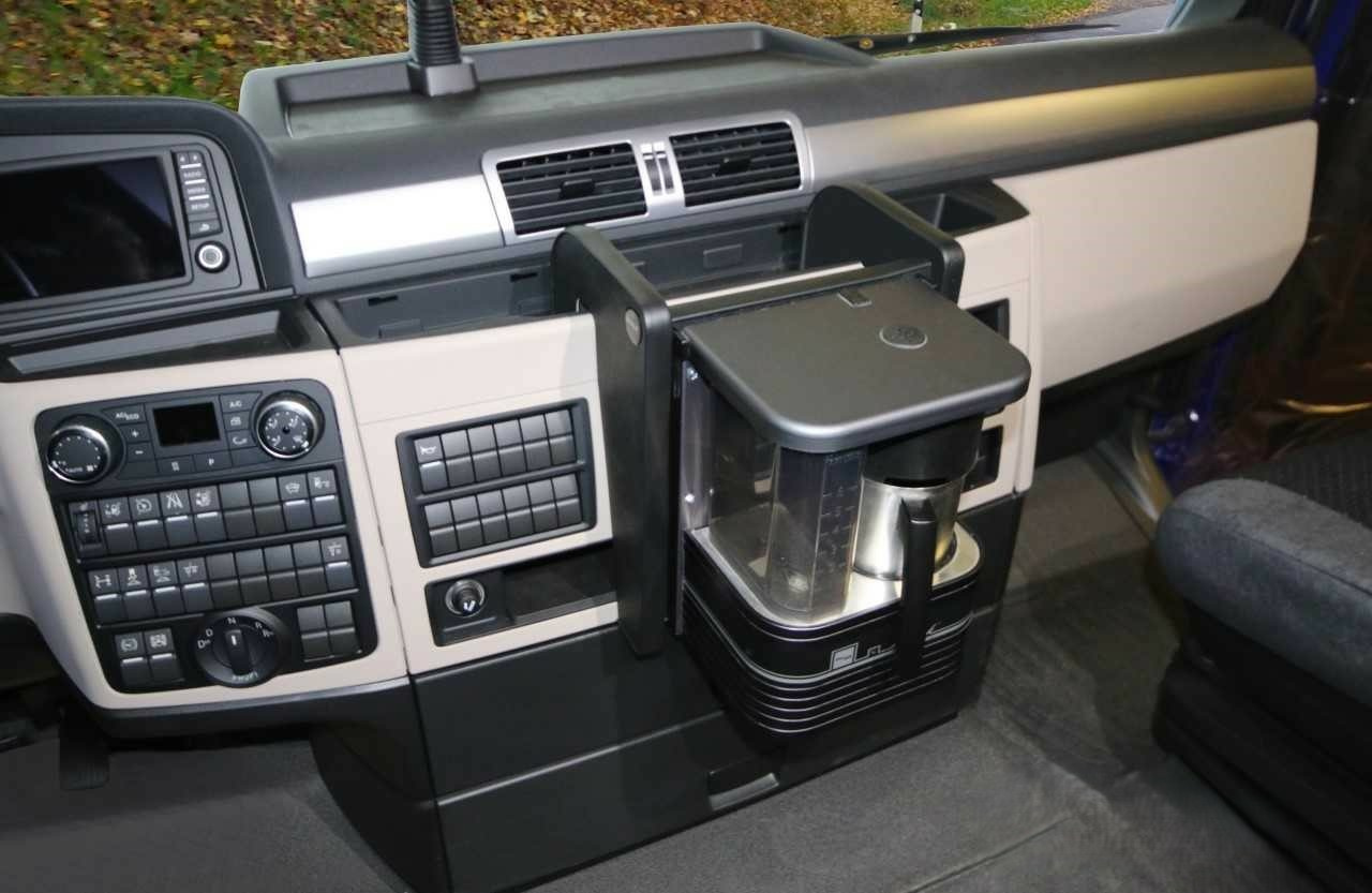 Lisäpöytä kahvinkeittimelle Man TGX Euro 6 2018-