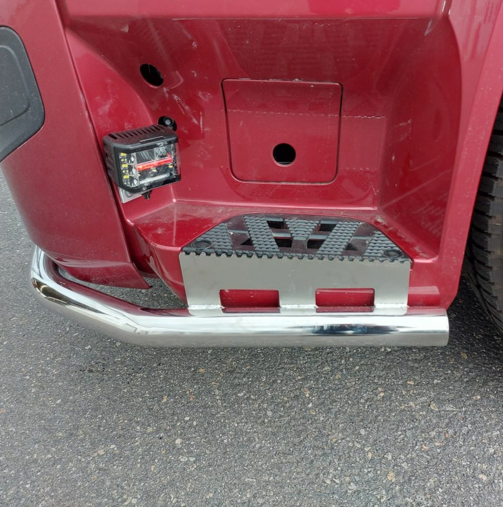 Etuhelmaputki MB Actros (air) 2.3m (suojaava malli) - Image 2