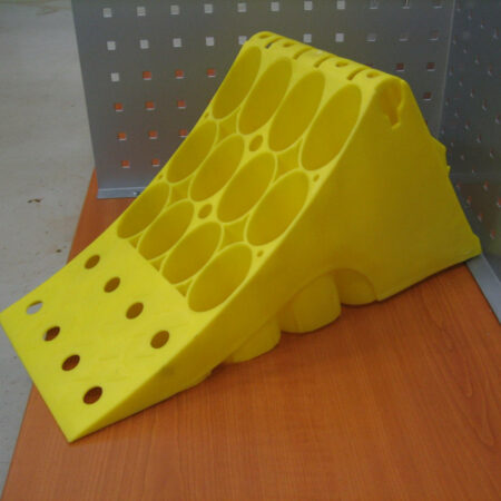 Muovinen pyöräkiila 22,5" pyörälle