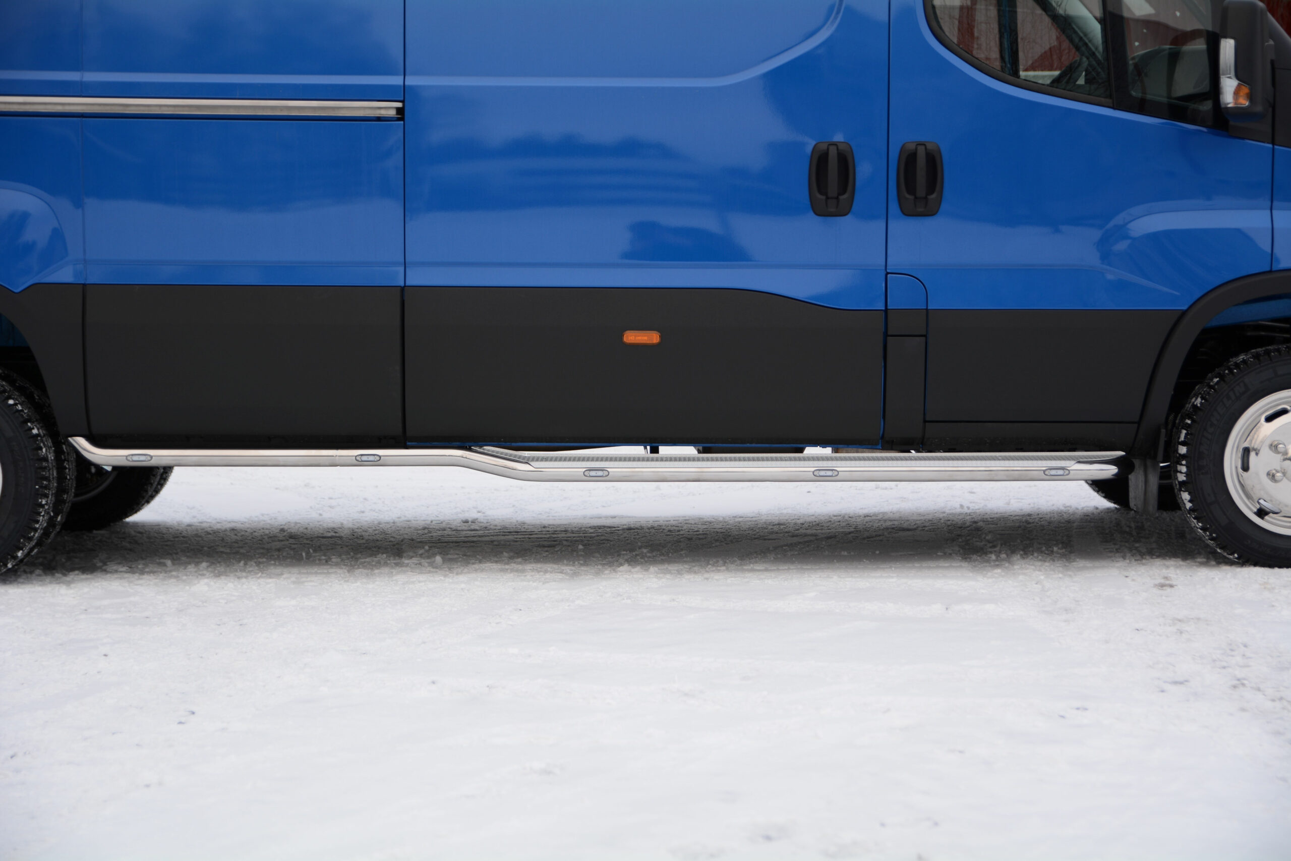 Kylkiputket astimilla Iveco Daily 2019- (LWB/paripyörät) - Image 4