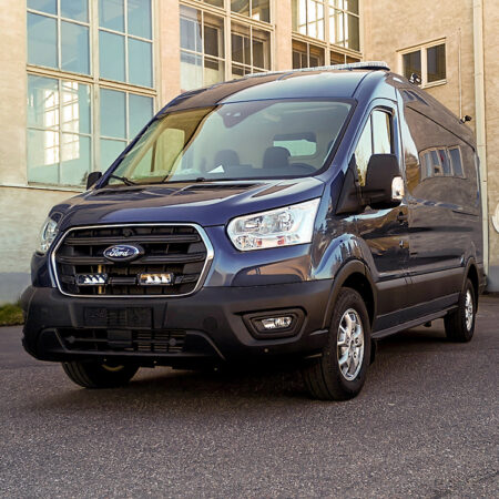 Lazer Grille Kit Ford Transit 2019- Triple-R 750 lisävaloilla