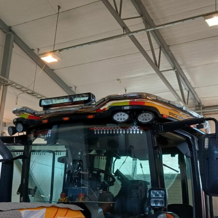 Lisävaloteline katolle JCB Fastrack