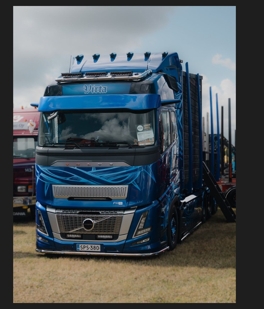 Lisävaloteline Katolle Volvo FH4 (Globetrotter)