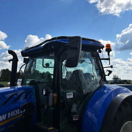 Valoteline katolle New Holland T6/T7
