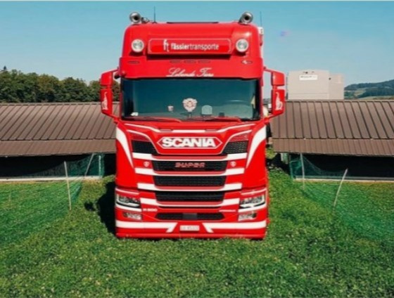 Aurinkolippa Scania NextGen 2017-
