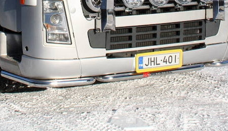 Etukulmaputket Volvo FH3