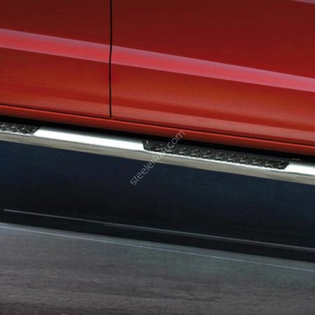 Kuvassa Steeler Kylkiputket Askelmilla VW Amarok 2009-2022