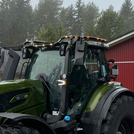 Valoteline katolle Valtra S-/Q-sarja 2022-